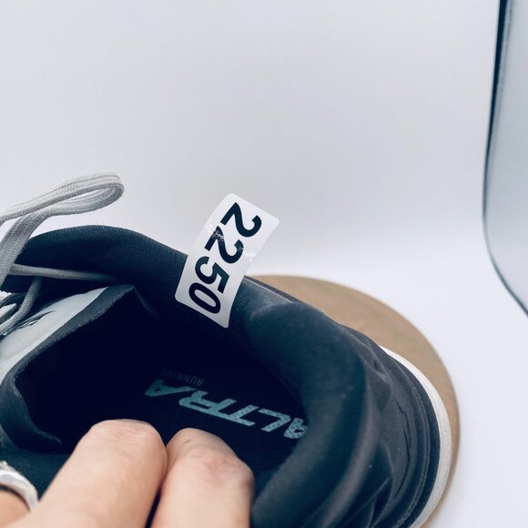 Altra Torin 6 Running Shoes Womens 10 Gray Mesh Trail Trainers Sneakers Barefoot - Picture 14 of 14